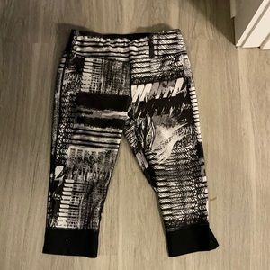LAYER 8 Cropped legging